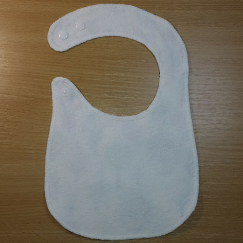 Nepropustný bryndáček kočky — foto 3