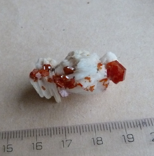 Vanadinit, baryt - 3,3 cm — foto 5