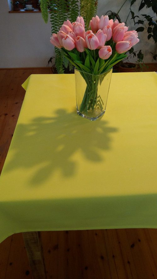 Ubrus- citrónově žlutá — foto 2