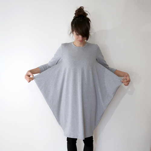Šaty WIDE simple light grey RESERVE — foto 4