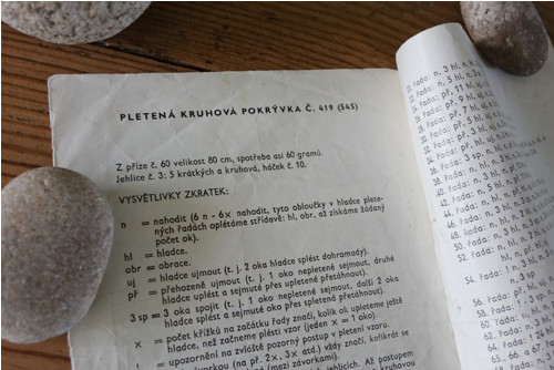 VKUS 419 ... pletená pokrývka — foto 2