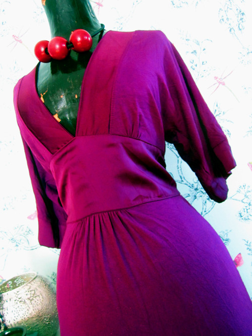 Šaty violet Asia inspirace — foto 3