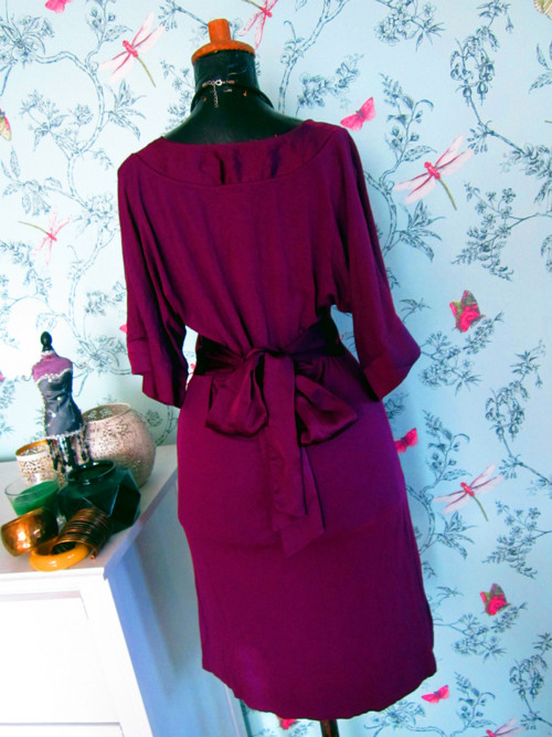 Šaty violet Asia inspirace — foto 5