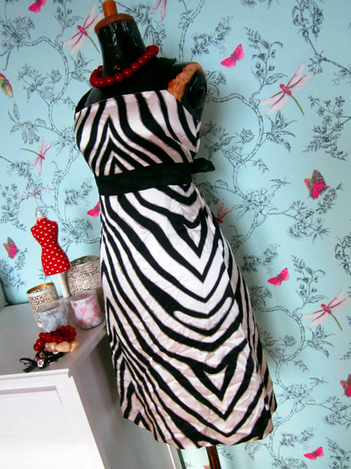 Šaty zebra — foto 4
