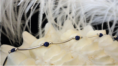Stříbrný náramek s lapis lazuli — foto 4