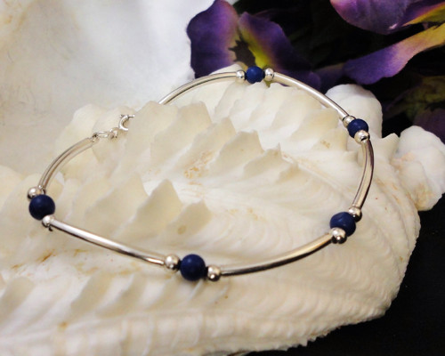Stříbrný náramek s lapis lazuli — foto 5