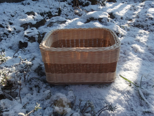 Košík z přírodního pedigu — foto 4