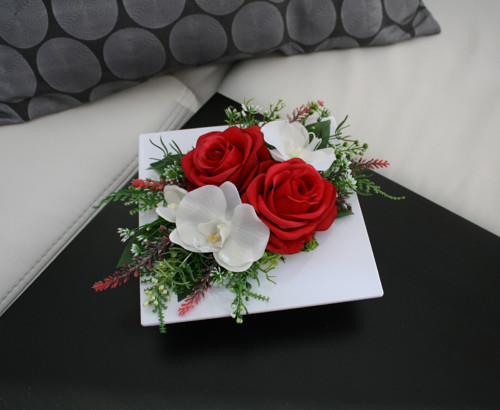 Ikebana s růžemi a orchidejemi — foto 6