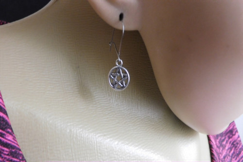 Naušnice protialergické - pentagram — foto 2