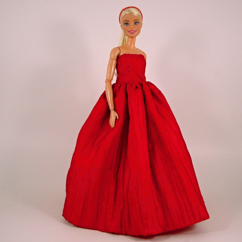 Barbie - Dlouhé červené šaty — foto 3