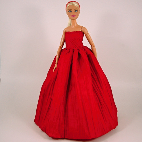 Barbie - Dlouhé červené šaty — foto 4