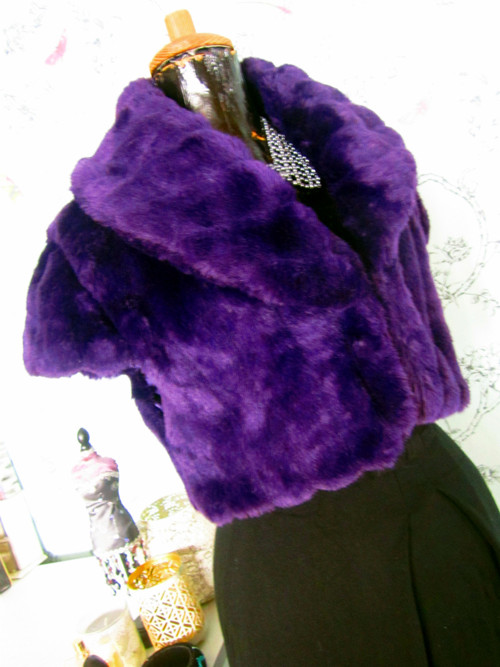 Plyšové bolerko Ultra Violet — foto 3