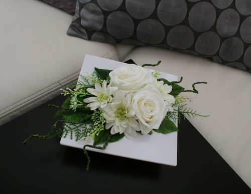 Ikebana s růžemi a chryzantémami — foto 2
