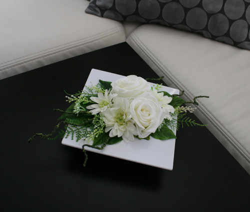 Ikebana s růžemi a chryzantémami — foto 6