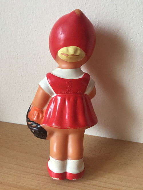 Retro Červená Karkulka — foto 2