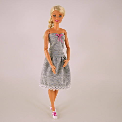 Barbie - Švětle šedé šatičky — foto 4