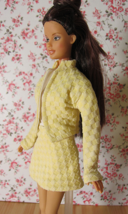 Jarní kostýmek pro Barbie — foto 3