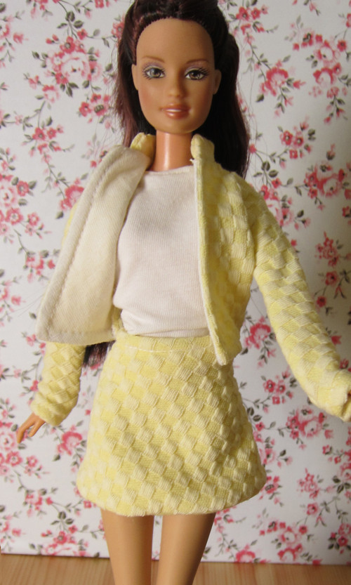 Jarní kostýmek pro Barbie — foto 4