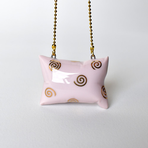 "Škapulířek porcelánový" — foto 2