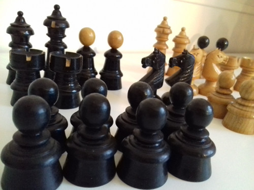 Šachové figurky — foto 3