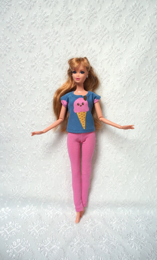 Komplet pro Barbie — foto 2