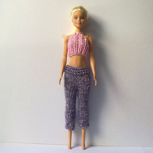 Oblečky pro Barbie - Kalhoty — foto 2