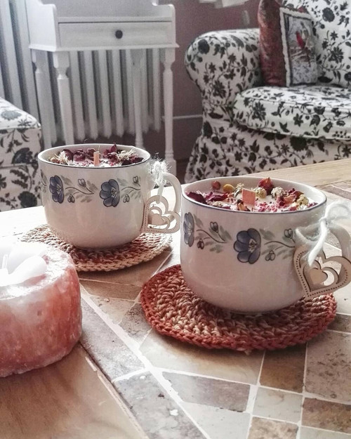 Hrníčkosvíčka Lučenka — foto 4