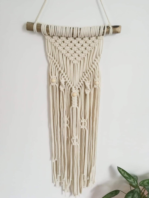 Macrame dekorace v přírodní krémové barvě — foto 2