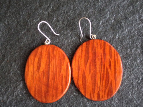 Dřevěné náušnice - lace sheoak — foto 4