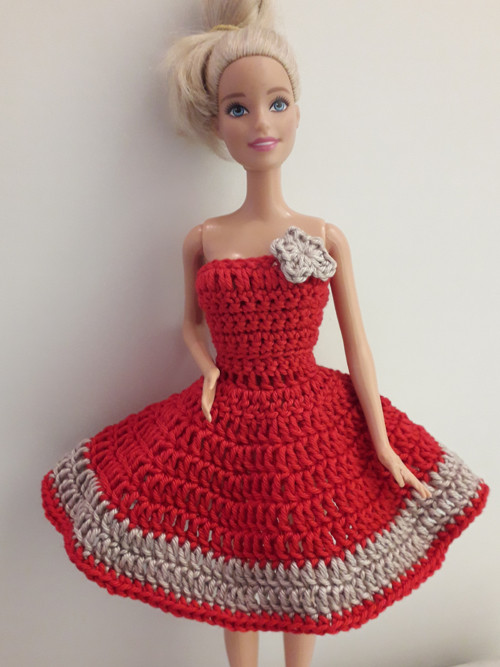 Šaty pro Barbie (červená, béžová) — foto 2