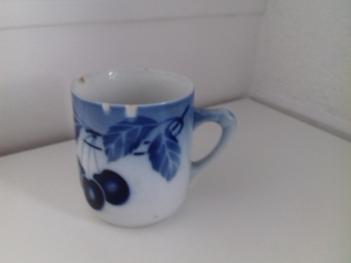 Hrníček s motivem třešní — foto 3