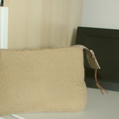 Kosmetická taštička - Sasanky u cesty — foto 3