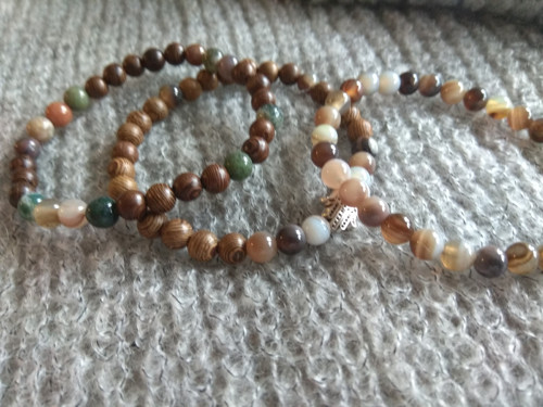 Trojnáramek-"Acháty a Hamsa" — foto 3