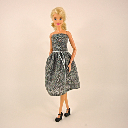 Barbie - Lehounké šaty — foto 4
