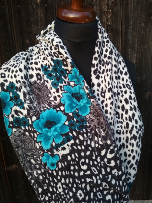 Zaharela in blue panter — foto 6