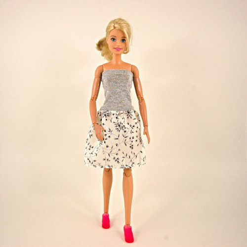 Barbie - Kytičkové šaty — foto 2