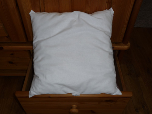 VÝPLNĚ DO POLŠTÁŘKŮ - 40x40cm — foto 2