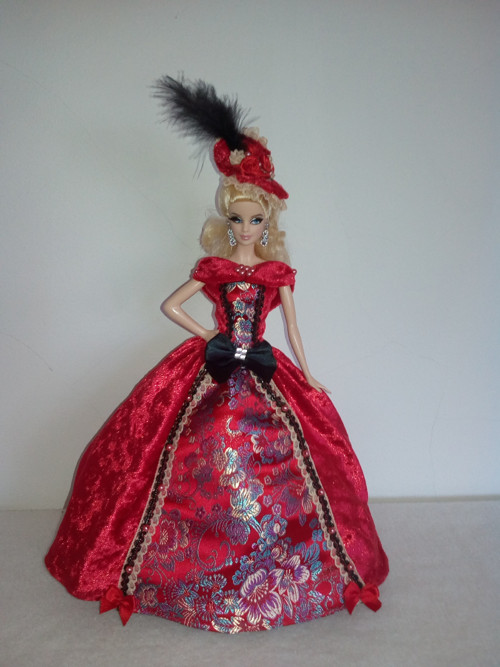 Šaty pro Barbie — foto 4