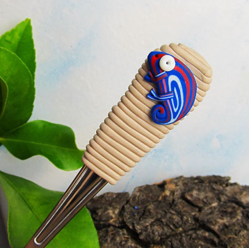 Lžička s chameleonem — foto 2