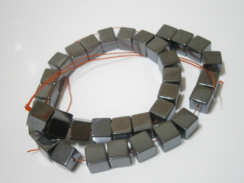 *Hematit* 8x8mm - 3ks — foto 2