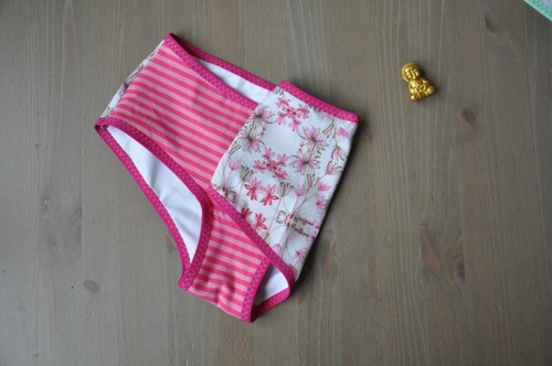 Cosy & Cutty kalhotky vel. M — foto 2