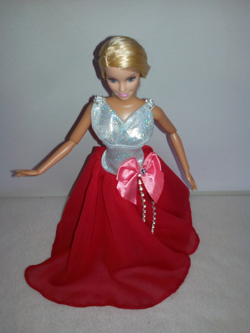 Šaty pro Barbie — foto 3