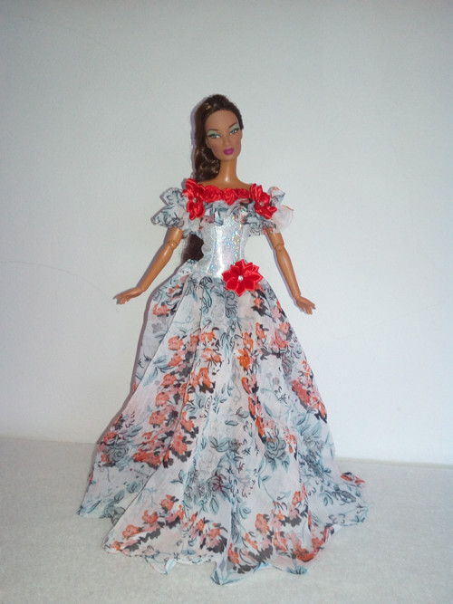 Šaty pro Barbie — foto 2