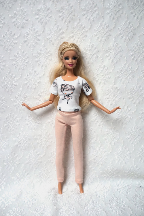 Komplet pro Barbie — foto 2
