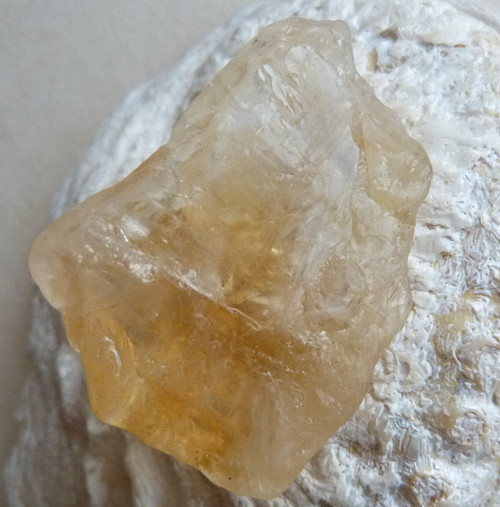 Citrín surový - 4,6 cm — foto 3