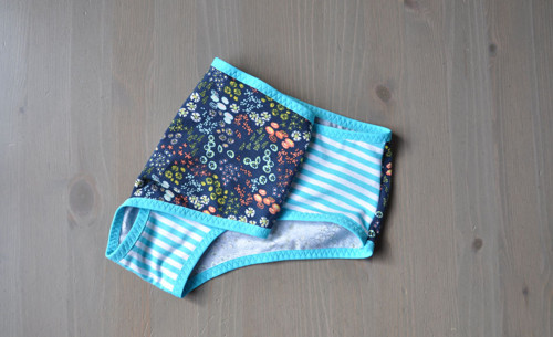 Cosy & Cutty kalhotky vel. M — foto 2
