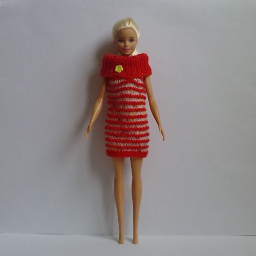Oblečky pro Barbie - šaty + náhrdelník — foto 3
