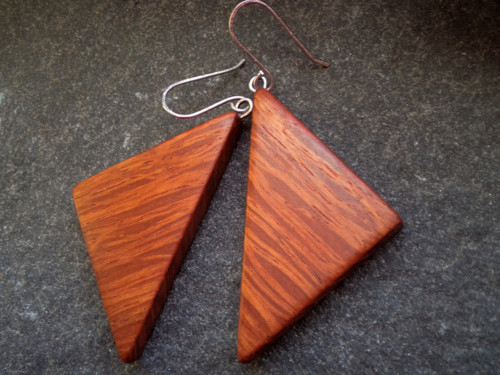 Dřevěné náušnice - lace sheoak — foto 3