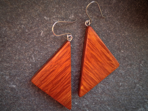 Dřevěné náušnice - lace sheoak — foto 4