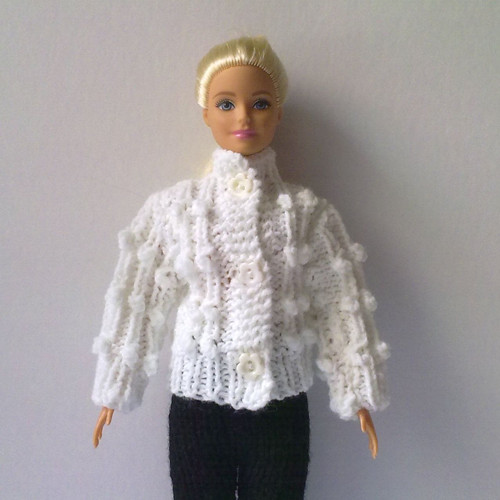 Oblečky pro Barbie - svetr — foto 5